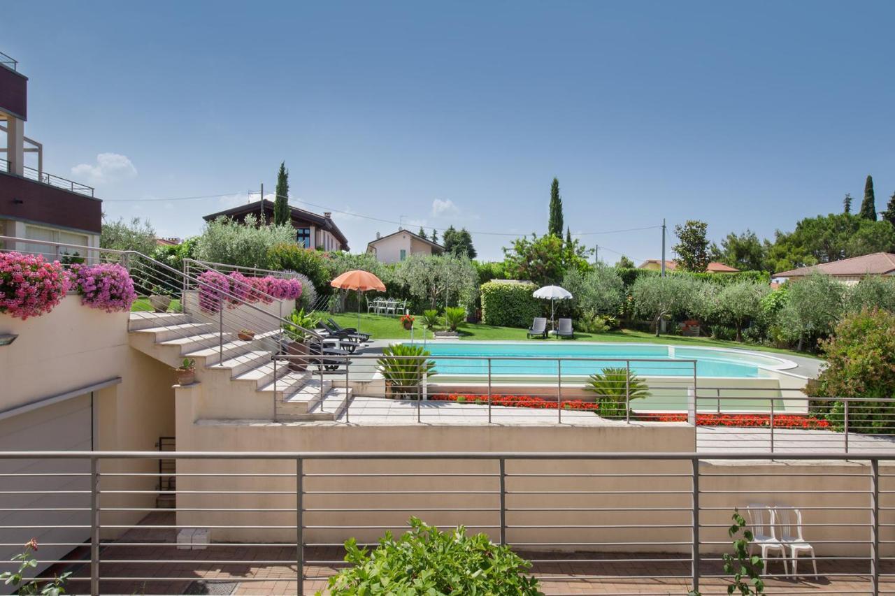 Villa Aurora-Holiday Home Apt 2 Bardolino Exterior photo